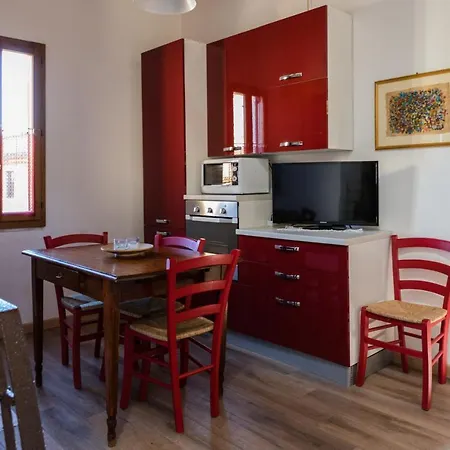 Porta Pispini Apartamento